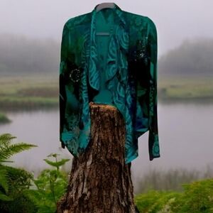 BLEU cardigan crocheted with beads very pretty colors  size PL